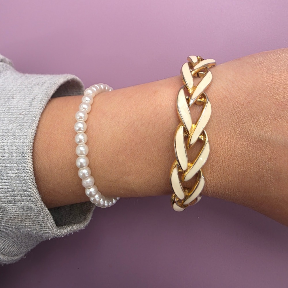 Vintage Gold Tone Cream White Enamel Chunky Link Bracelet Retro Costume Jewelry
